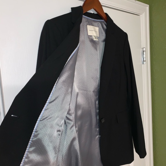 EUC - Banana Republic - Wool lightweight blazer - Picture 5 of 8